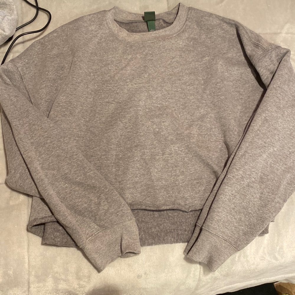 grey wild fable crew